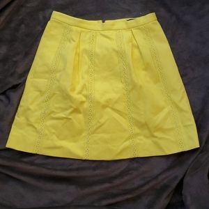 💚 J crew yellow skirt lace embroidered linen